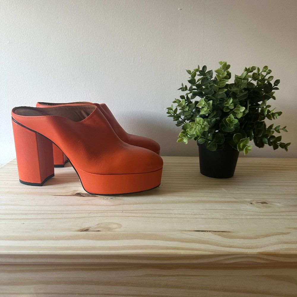 Alohas Women's Clock Out Leather Pomelo Orange Mules Heeled Sandals Size 40